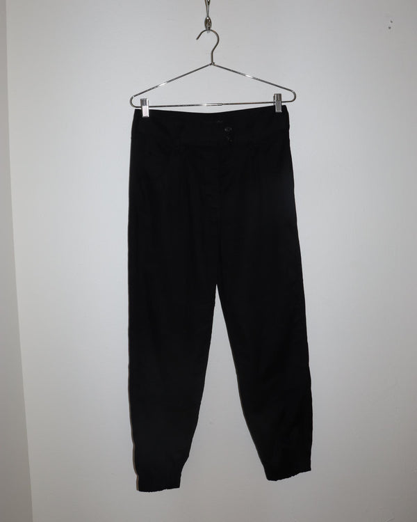 Pre-owned: Nili Lotan Elasticized Hem Trousers in Black