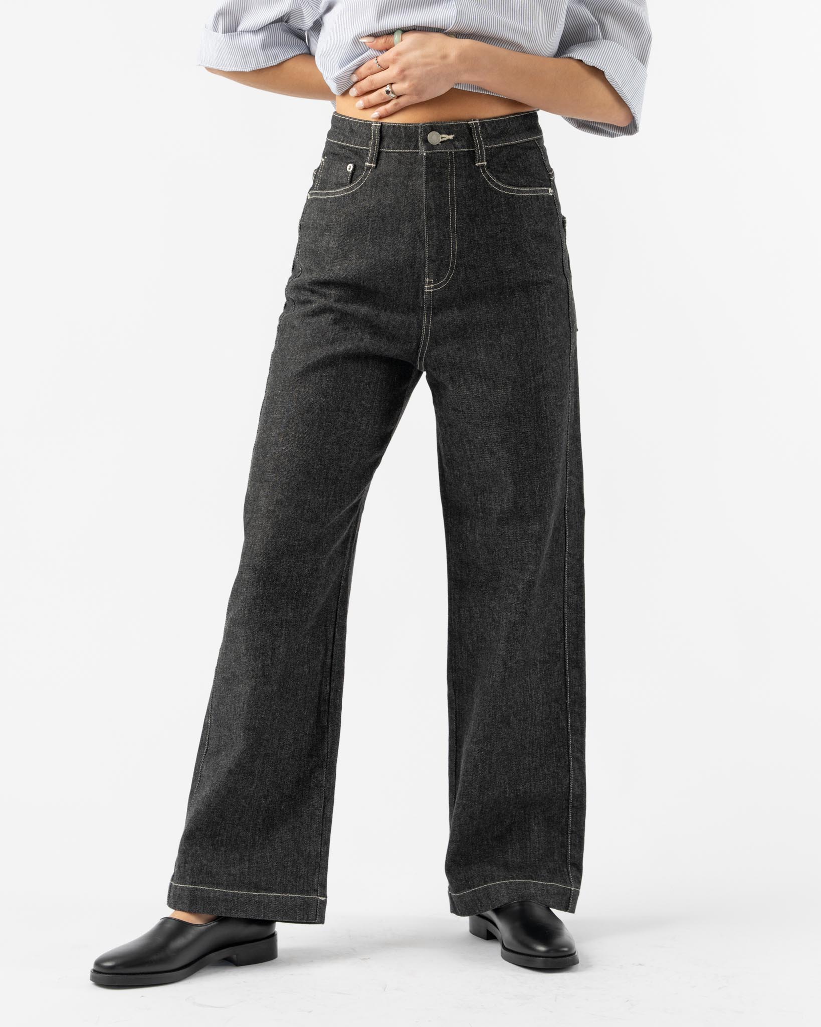 nicholson & nicholson Sophia Jean in Black