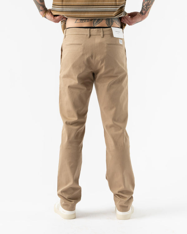 Norse Projects Aros Regular Light Stretch Pants in Utility Khaki