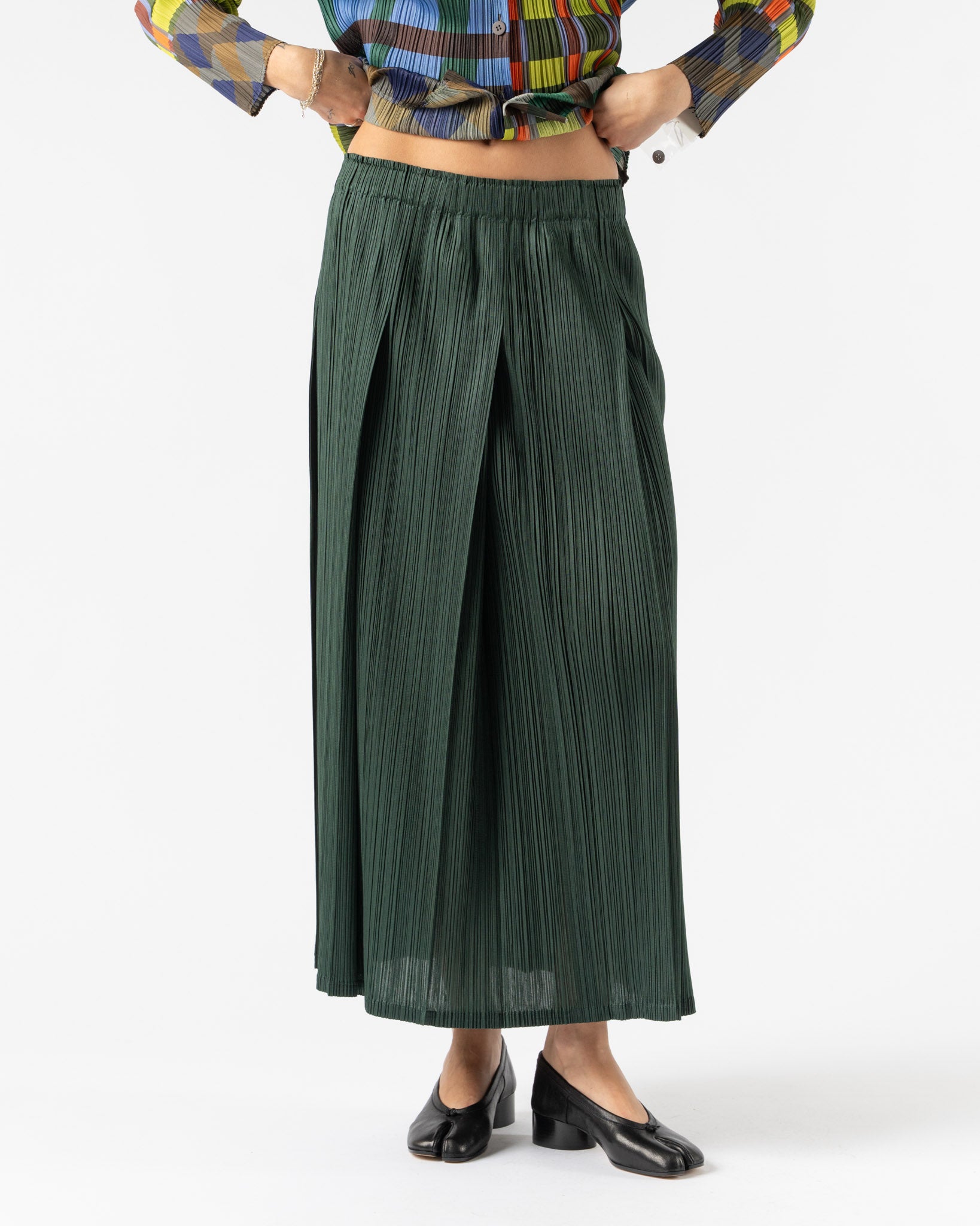 Pleats Please Issey Miyake Monthly Colors December Skirt in Forest Green