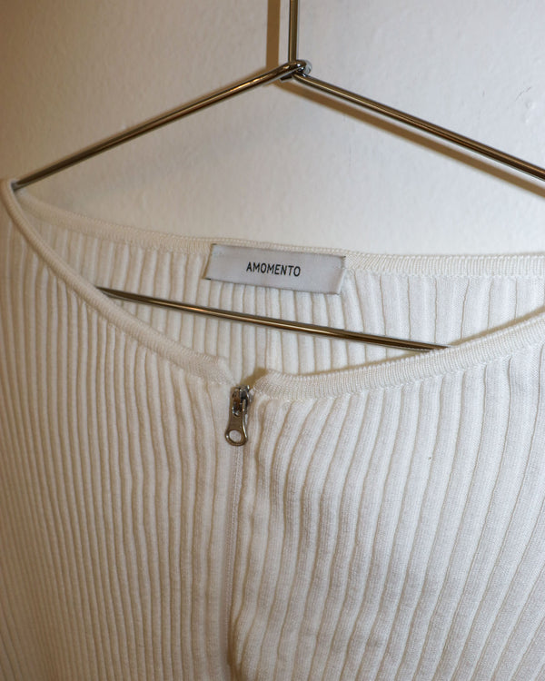 Pre-owned: Amomento Ribbed Crop Zip-Up Cardigan in Ivory