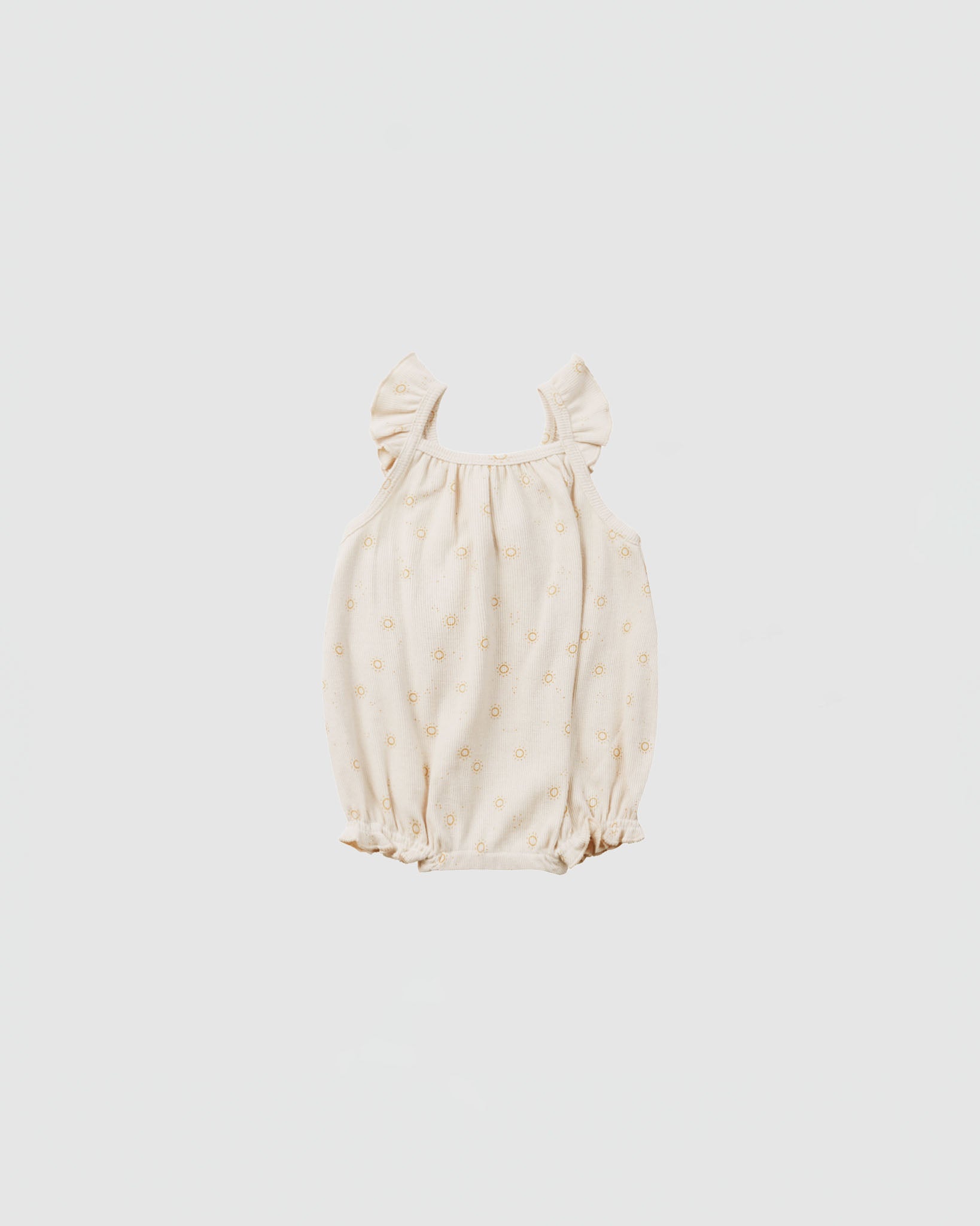 Quincy Mae Ribbed Ruffle Romper in Natural Suns