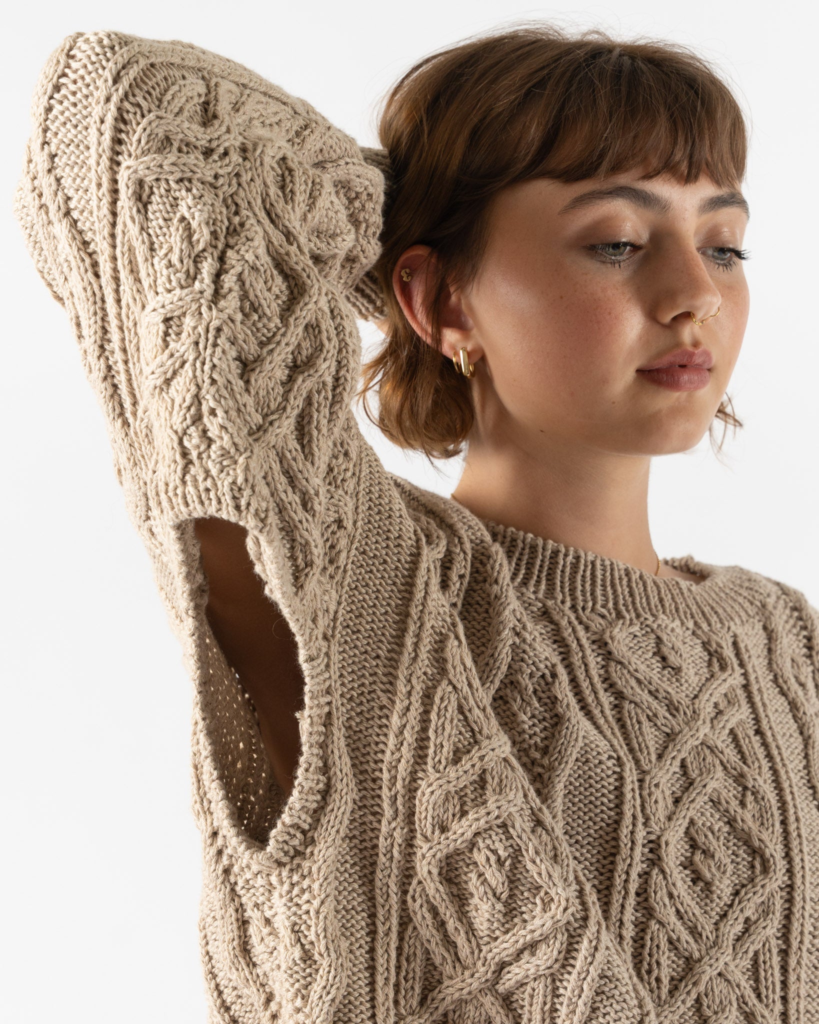 Quitan Blanket Pattern Hand Knit "Ventilated" in Ecru