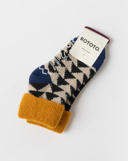 RoToTo 1179 Sankaku Comfy Room Sock in Gold/Black/Navy