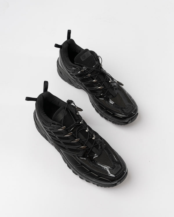 MM6 X Salomon Womens ACS Pro Sneaker in Black/Quiet Shade/Black