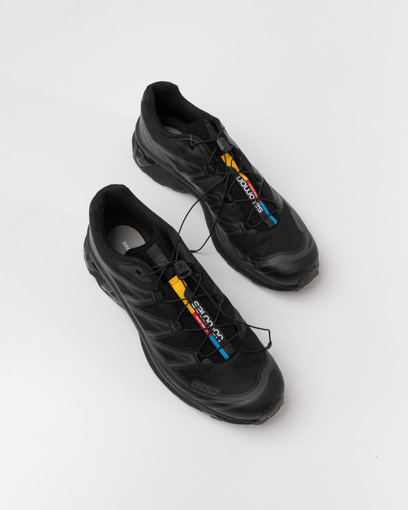 Salomon XT-6 Sneaker in Black/Black/Phantom