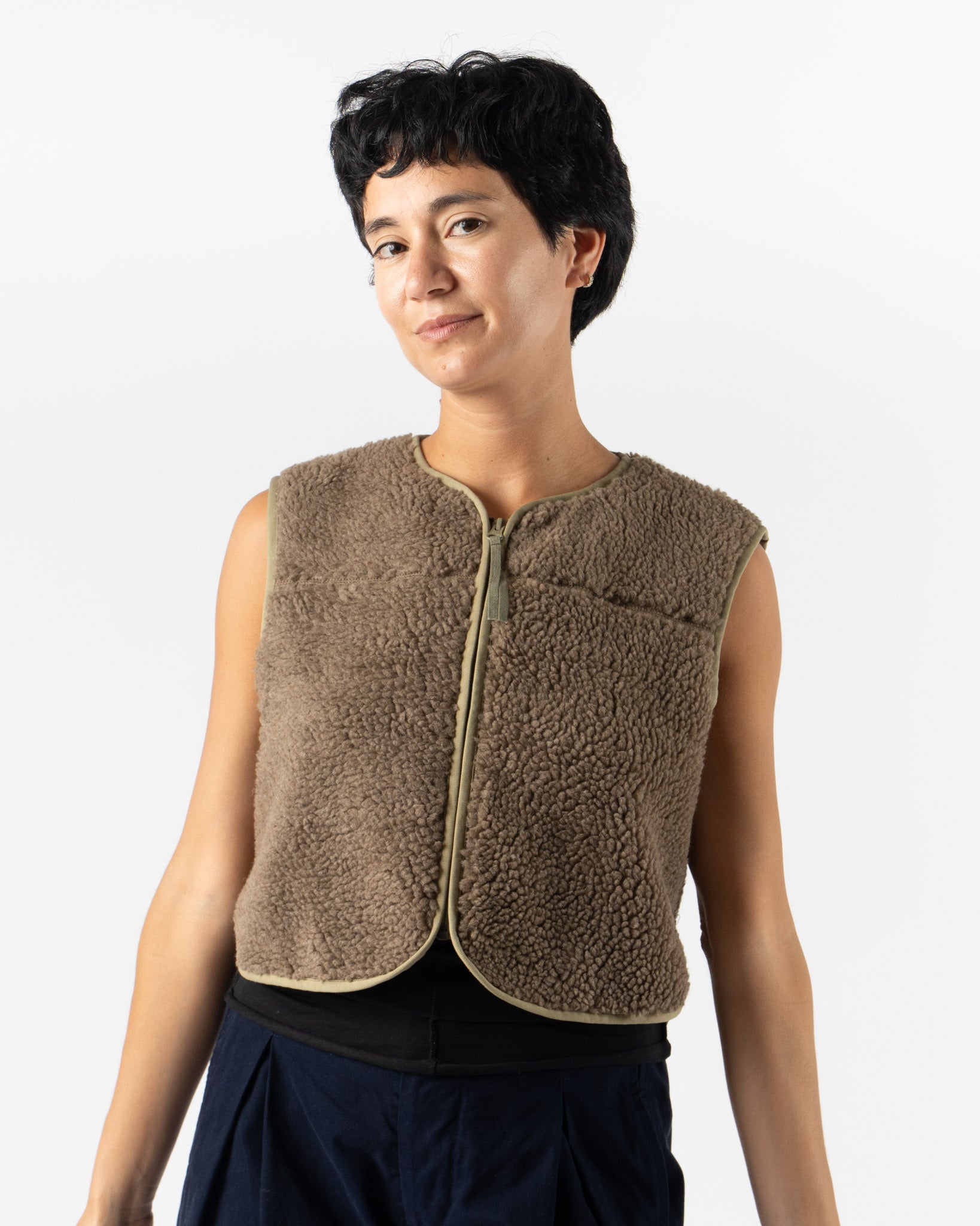 Satta Leaf Vest W in Brown