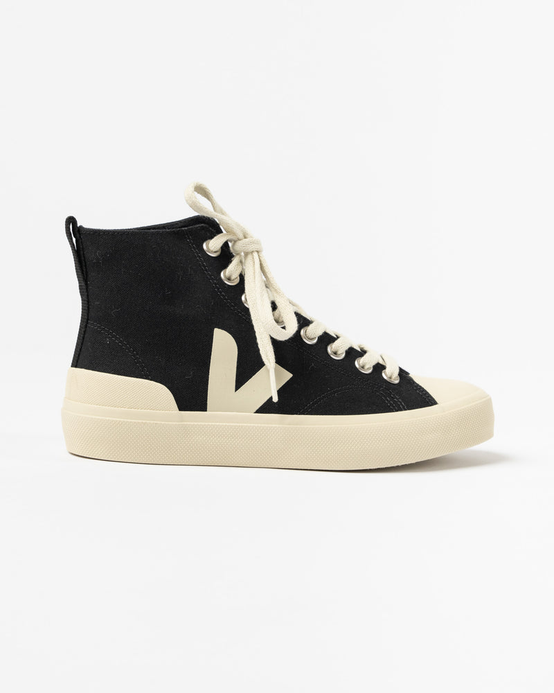 Veja Wata II Canvas/Black Pierre