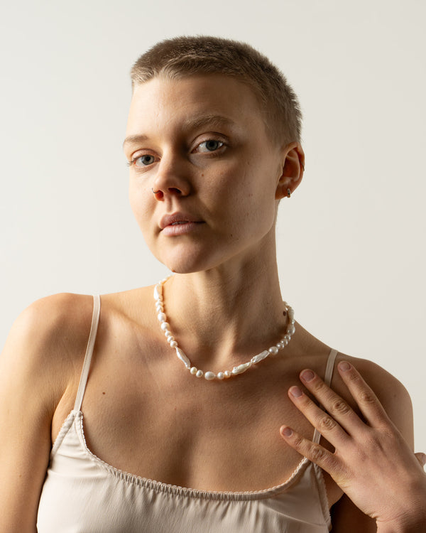 Simone Rocha Baroque Pearl Legato Pattern Necklace in Pearl