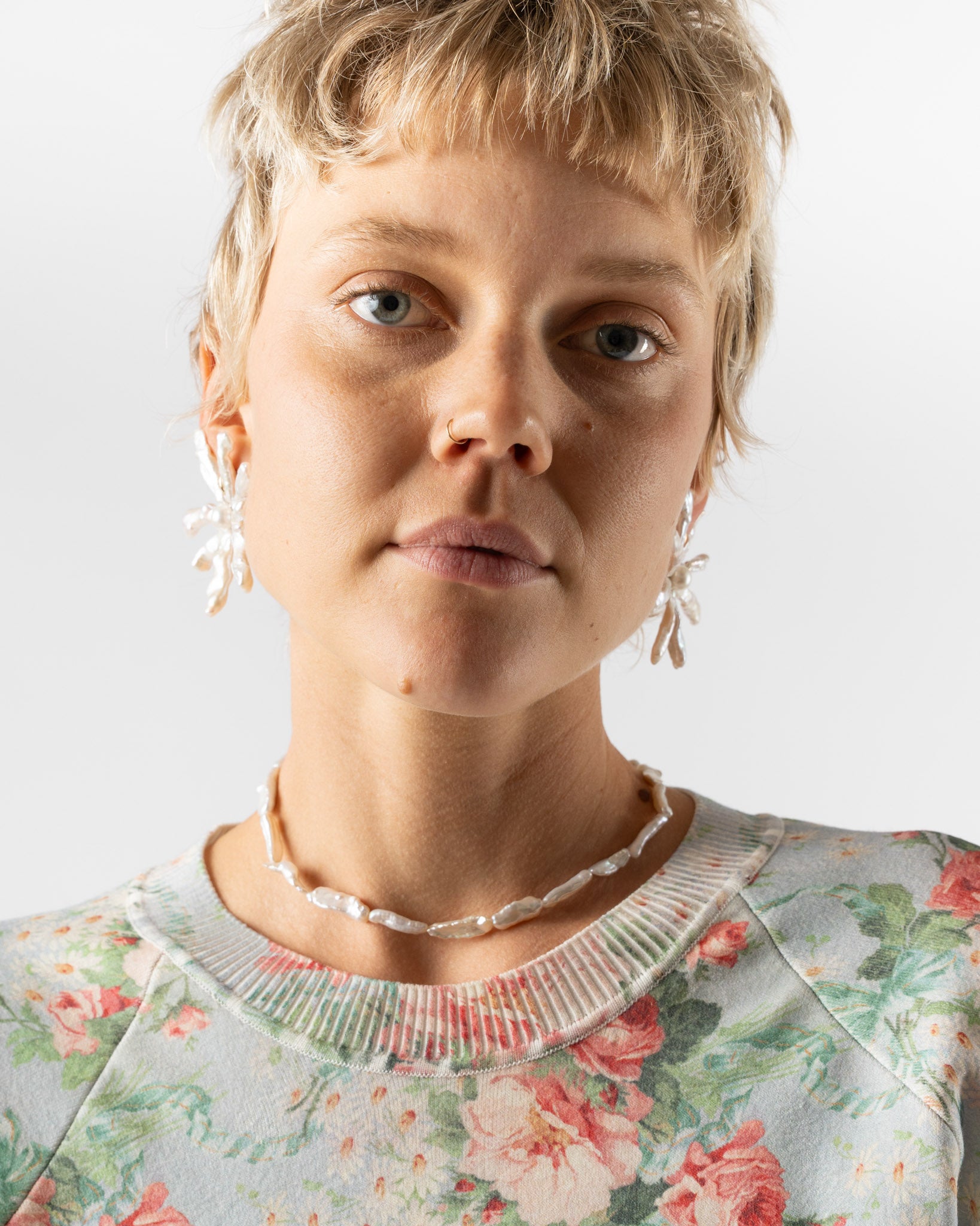 Simone Rocha Carabiner Pearl Necklace