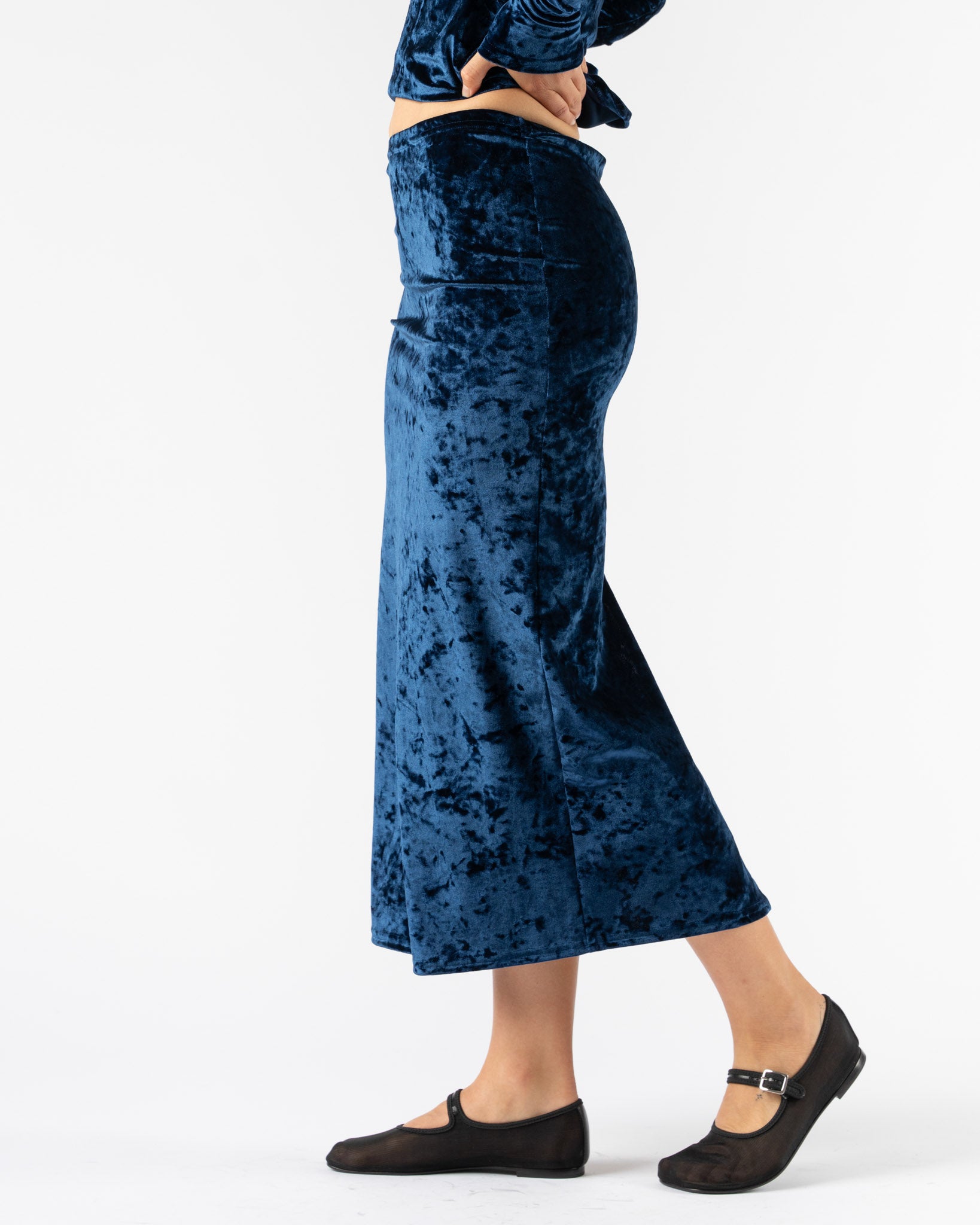 Simone Wild Velvet Low Waist Skirt in Navy