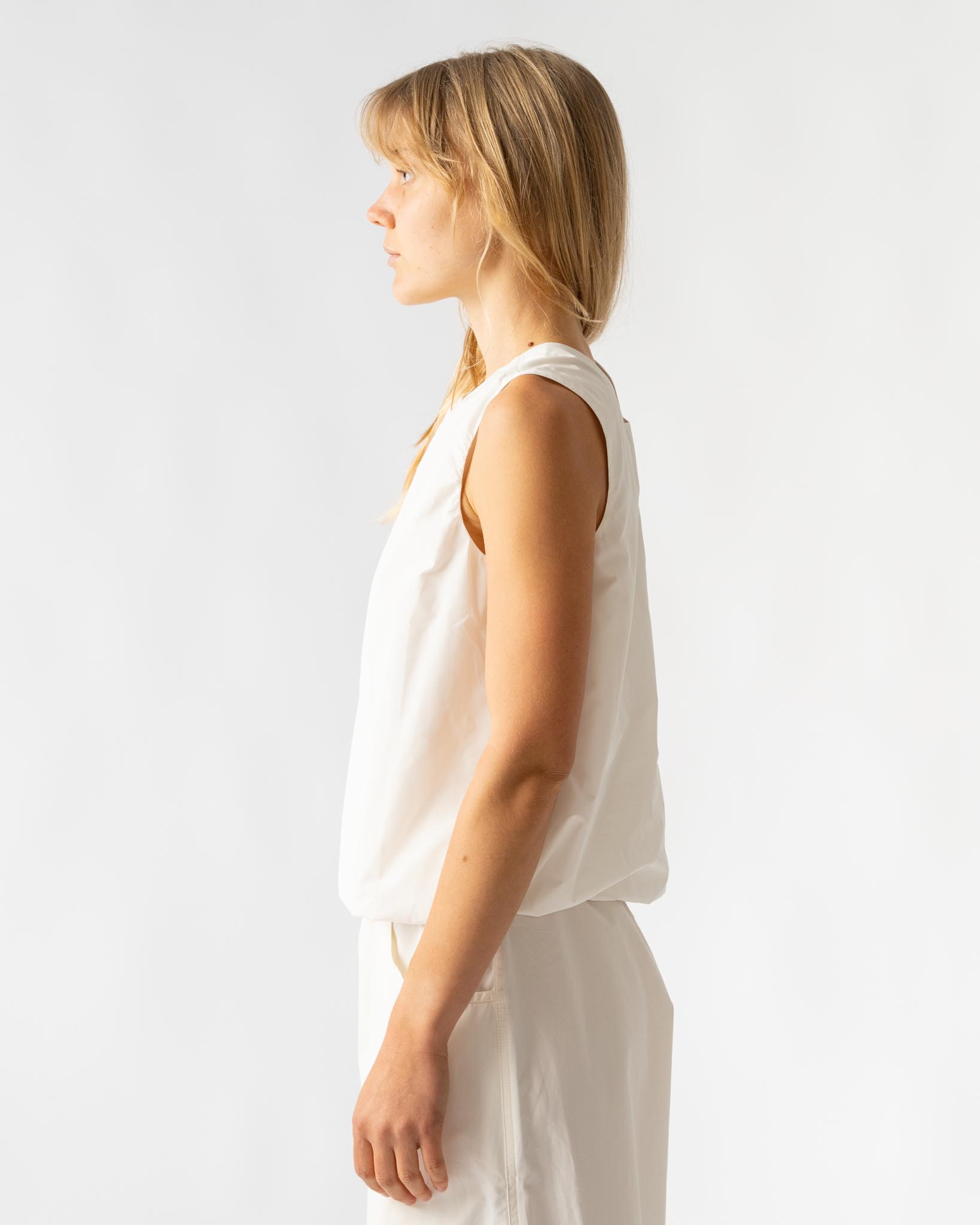 Sofie D'Hoore Boom Pota Cropped Top in Woven Snow