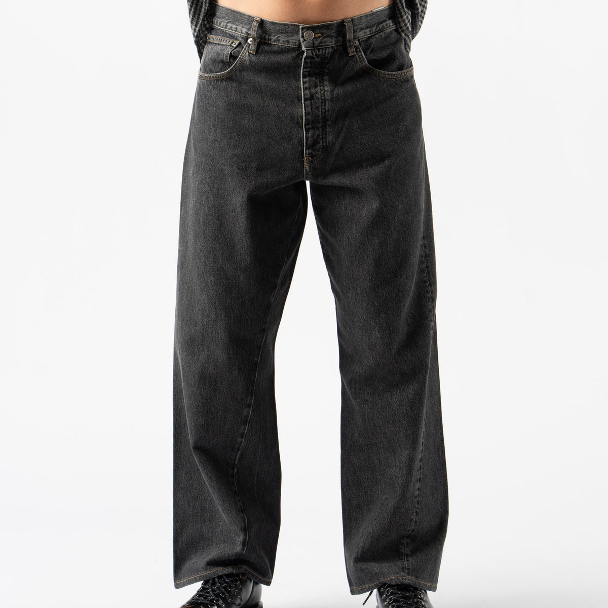 Sunflower Wide Twist Pant in Black Stone Curated at Jake and Jones