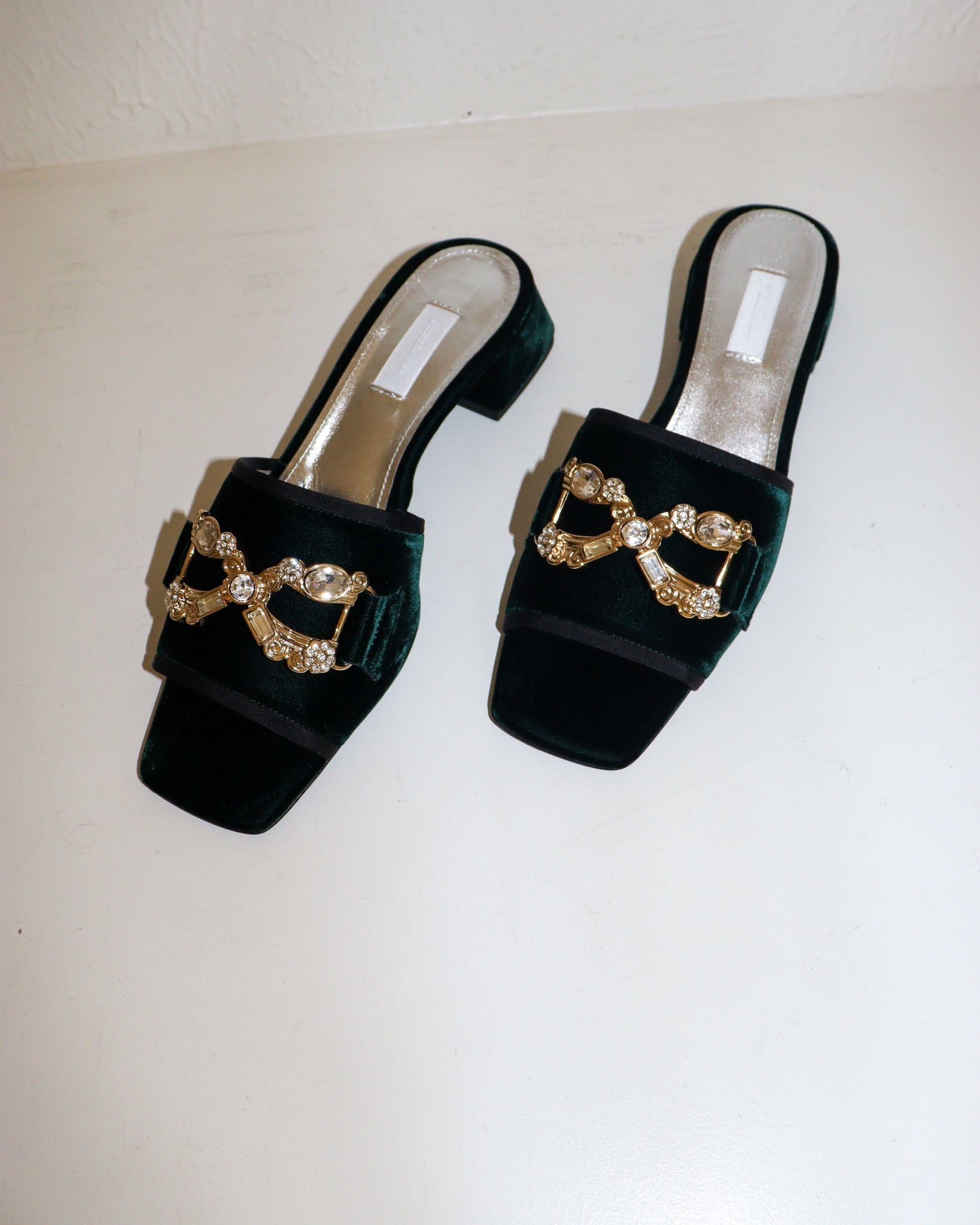 Pre-owned: Suzanne Rae Boulevardier Pave Slide in Velvet Green