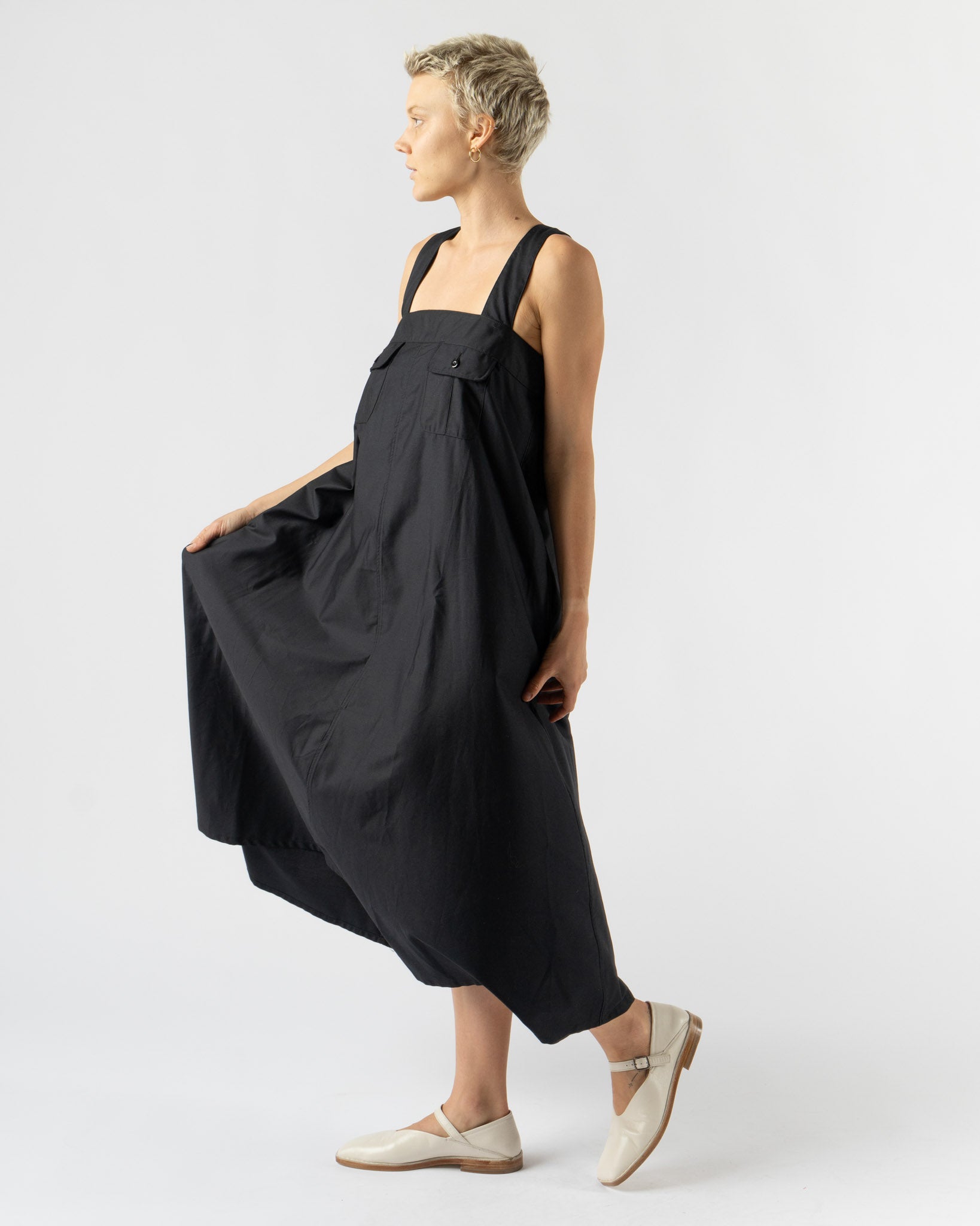 tActi Cinch Dress in Black Nano Fineline Twill