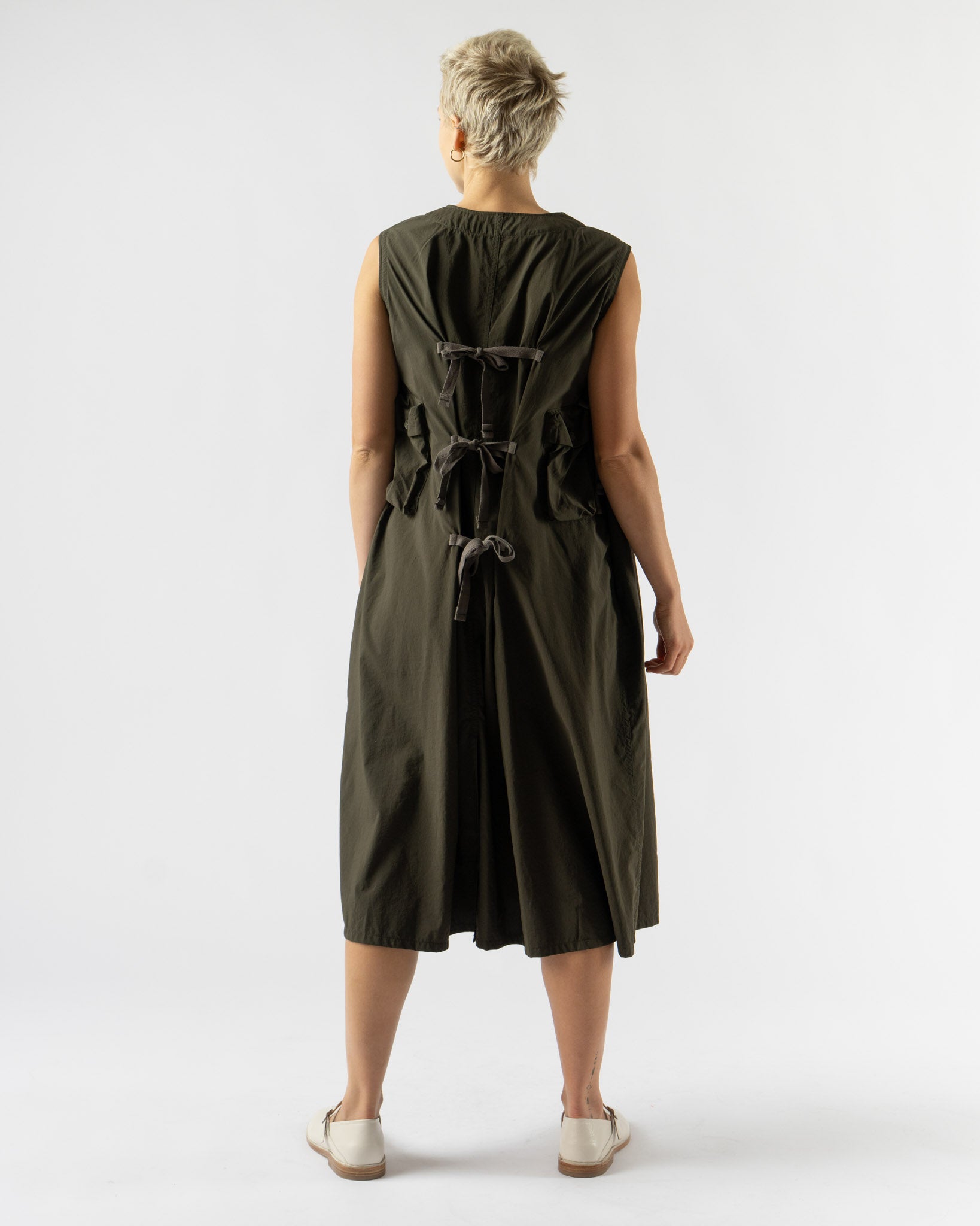 tActi C-1 Dress in Recycled Polyester Dark Olive