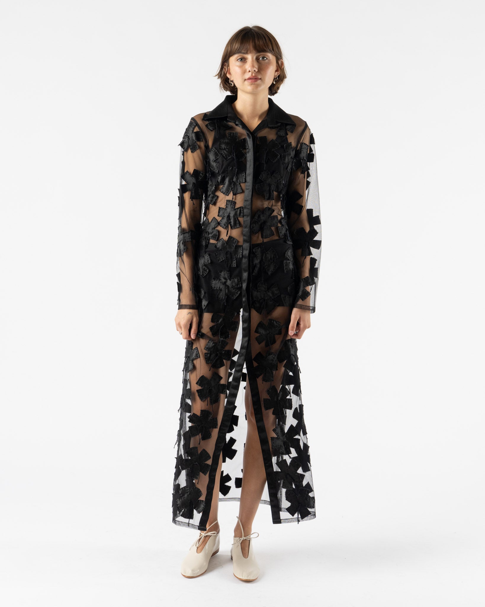 Tigra Tigra Petal Applique Shirt Dress in Black