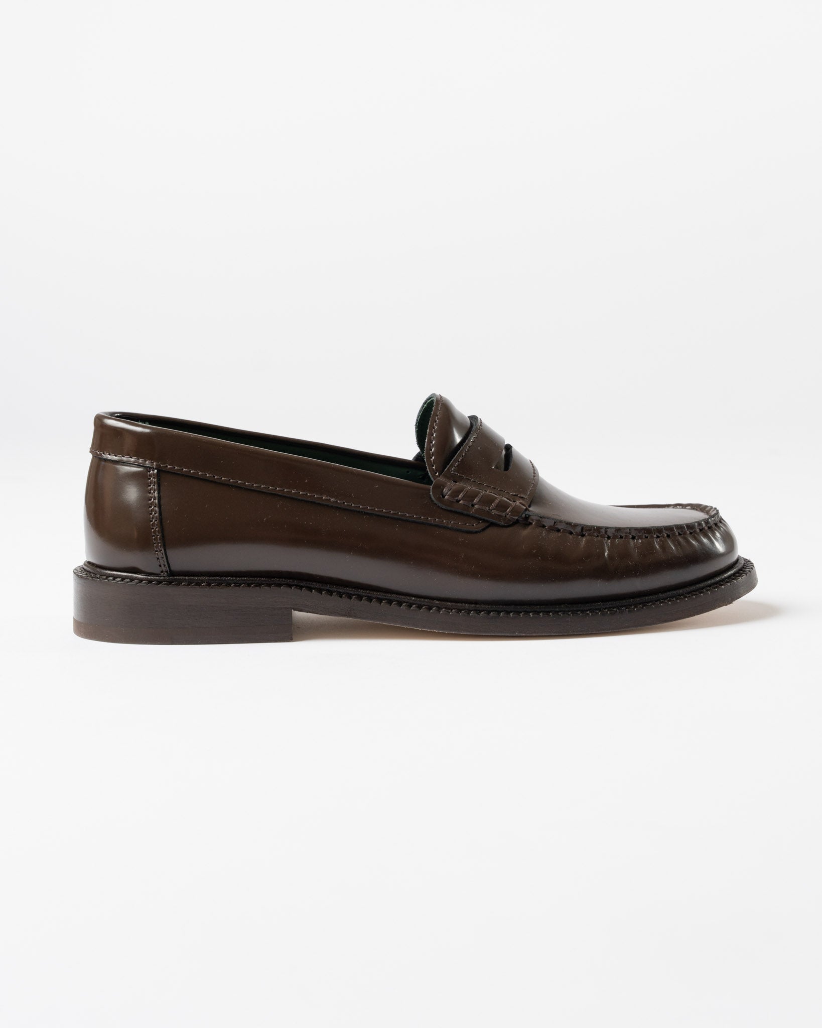 Vinny's Yardee Moccasin Loafer in Brown Polido Leather