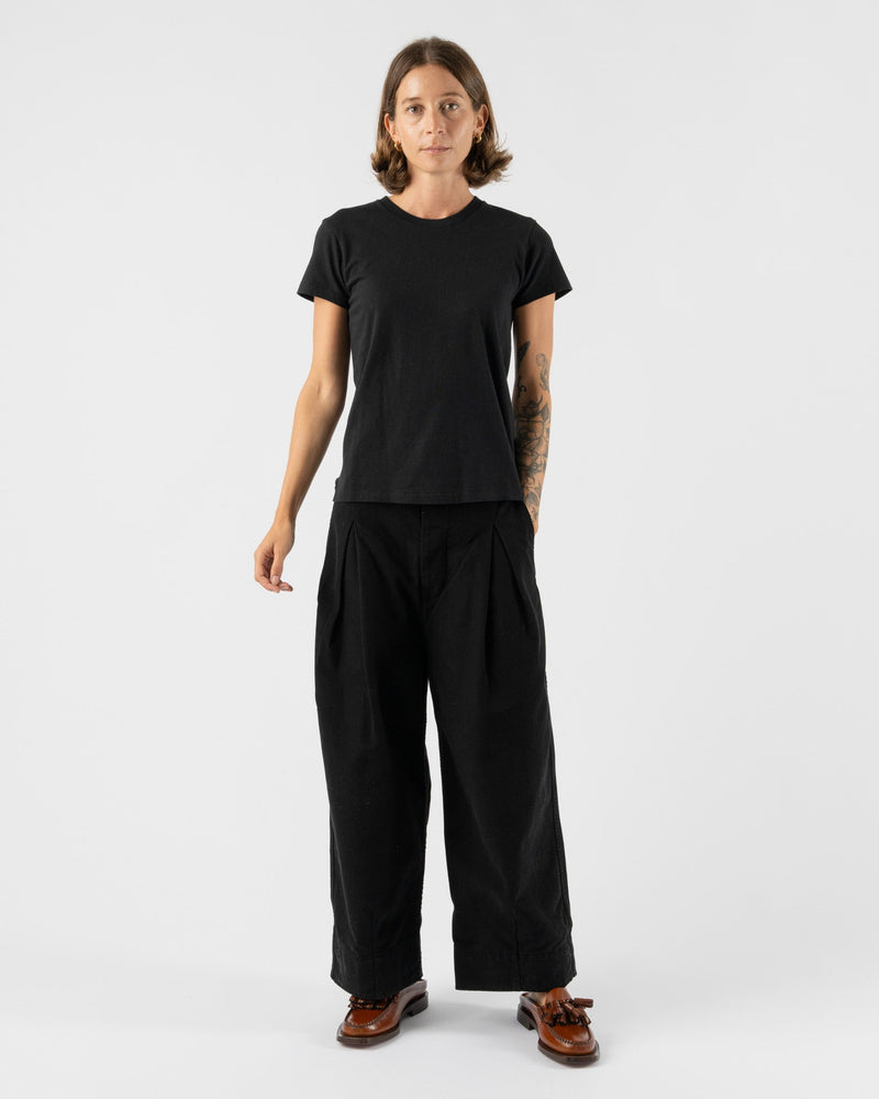 Auralee-Womens-Seamless-Crew-Neck-Tee-in-Black-Santa-Barbara-Boutique-Jake-and-Jones-Sustainable-Fashion