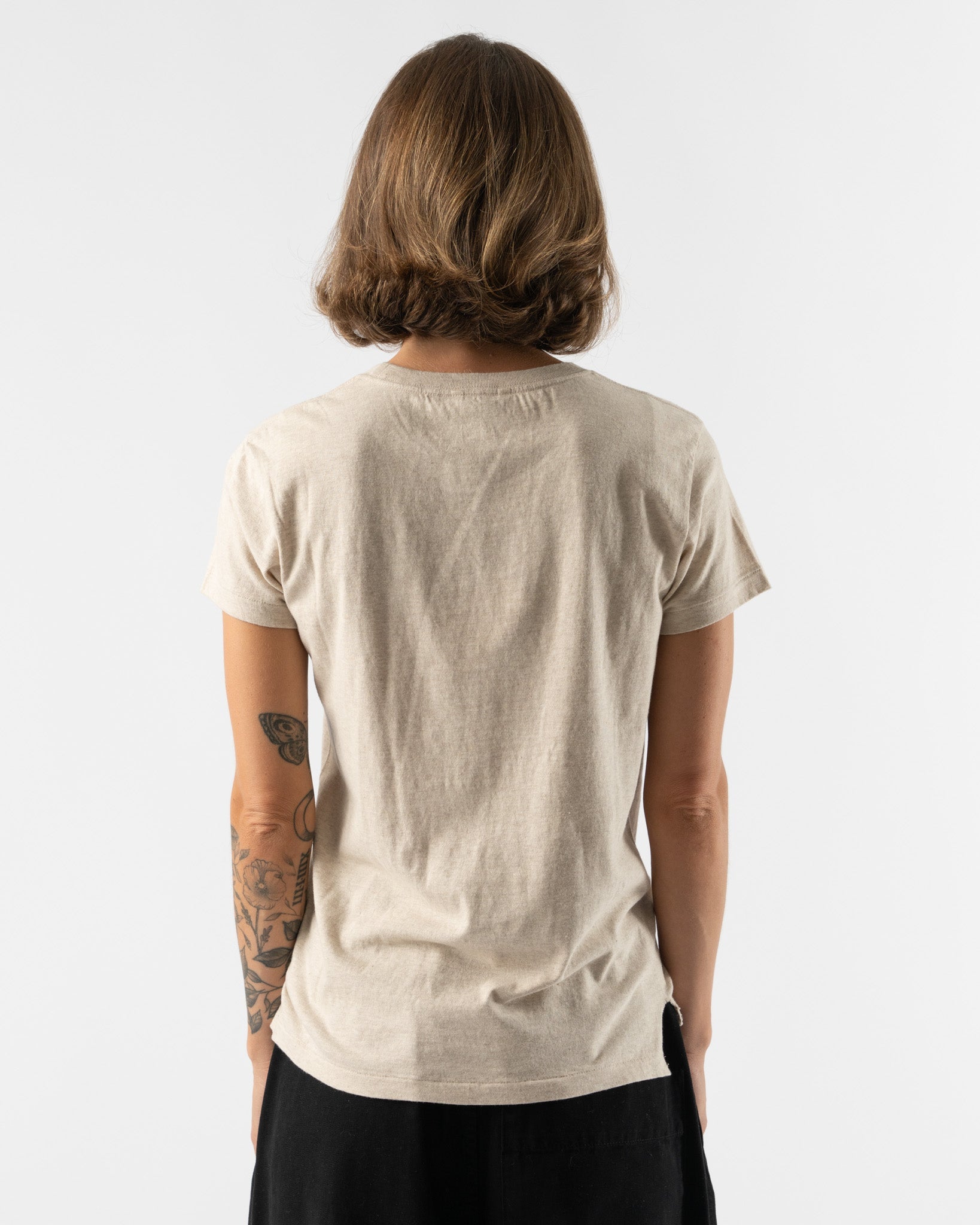 【みい】AURALEE SEAMLESS CREW NECK TEE AURALEE - SEAMLESS CREW NECK TEE - BLACK SS24 – SOLAR MTP