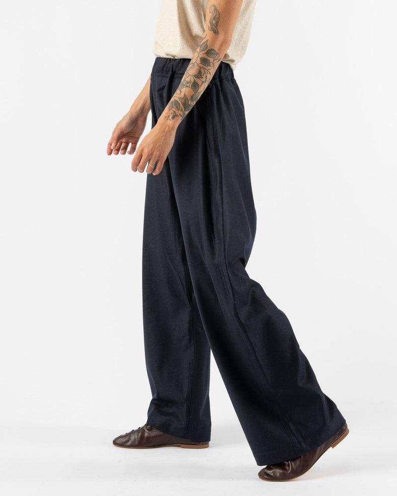 Sofie-DHoore-Plof-Wnel-Drawstring-Pants-in-Woven-Midnight-Santa-Barbara-Boutique-Jake-and-Jones-Sustainable-Fashion