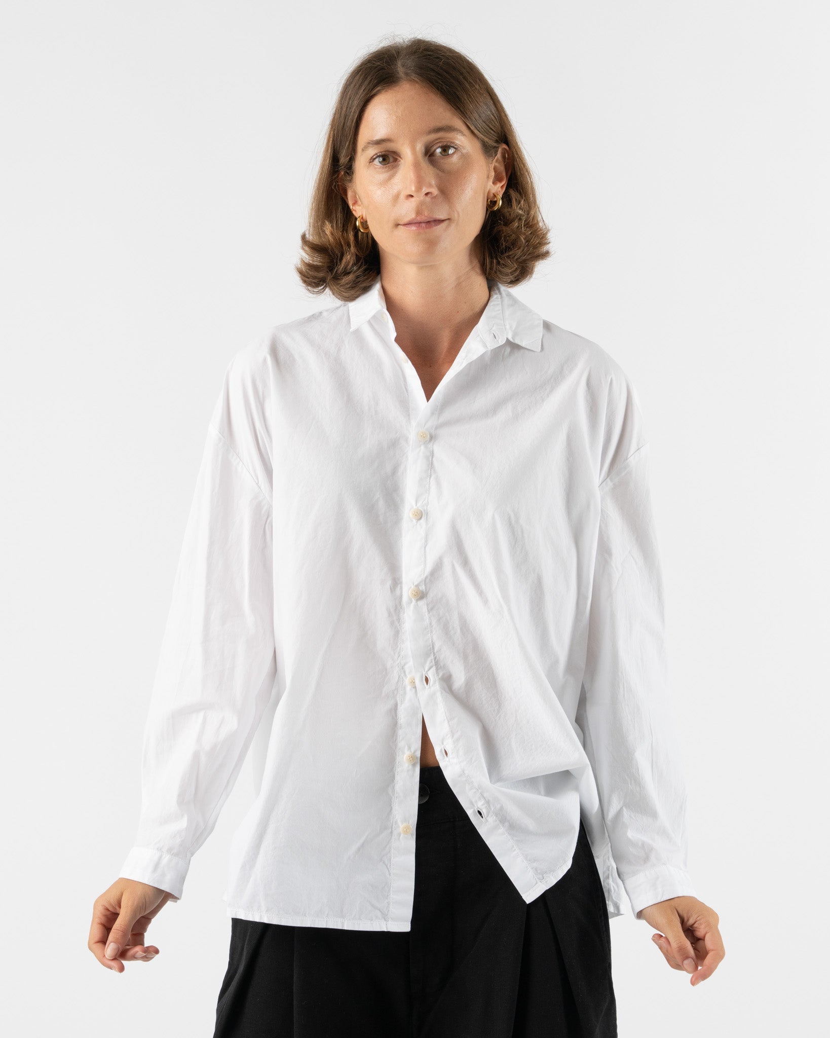 Too-Good-Draughtsman-Shirt-in-Poplin-Chalk-Santa-Barbara-Boutique-Jake-and-Jones-Sustainable-Fashion