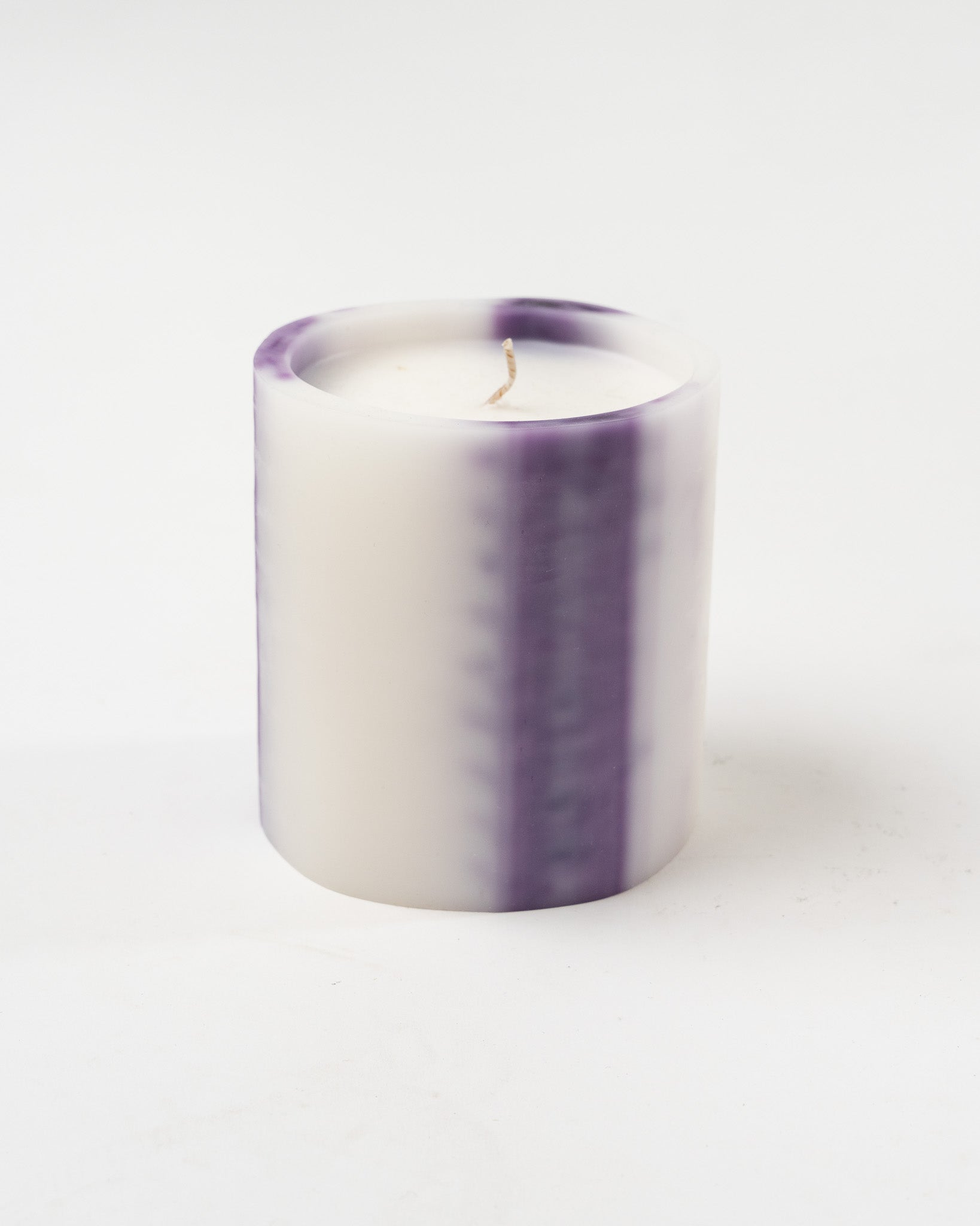 Le Feu De L'eau Violet: Grapefruit + Tobacco