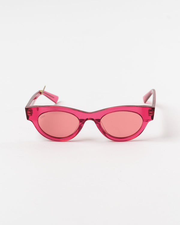 AKILA-MABEL-Sunglasses-in-Pink/Pink-Santa-Barbara-Boutique-Jake-and-Jones-Sustainable-Fashion