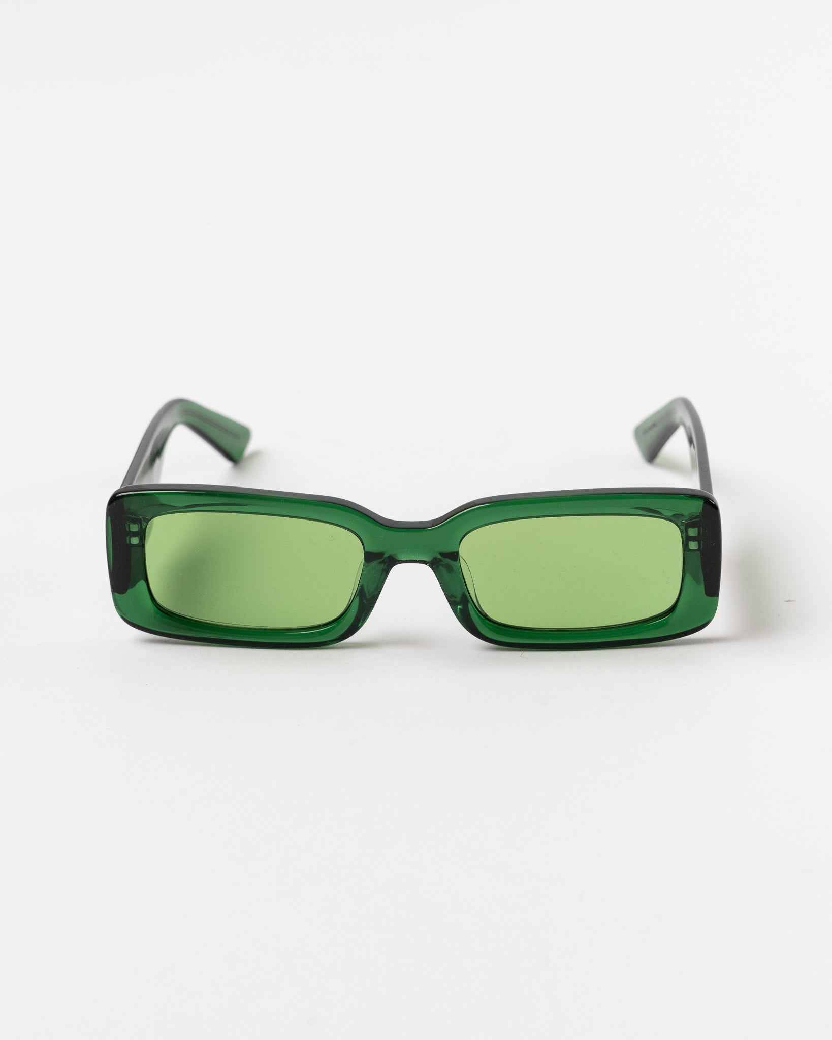 AKILA-VERVE-Sunglasses-in-Crystal-Green-Santa-Barbara-Boutique-Jake-and-Jones-Sustainable-Fashion