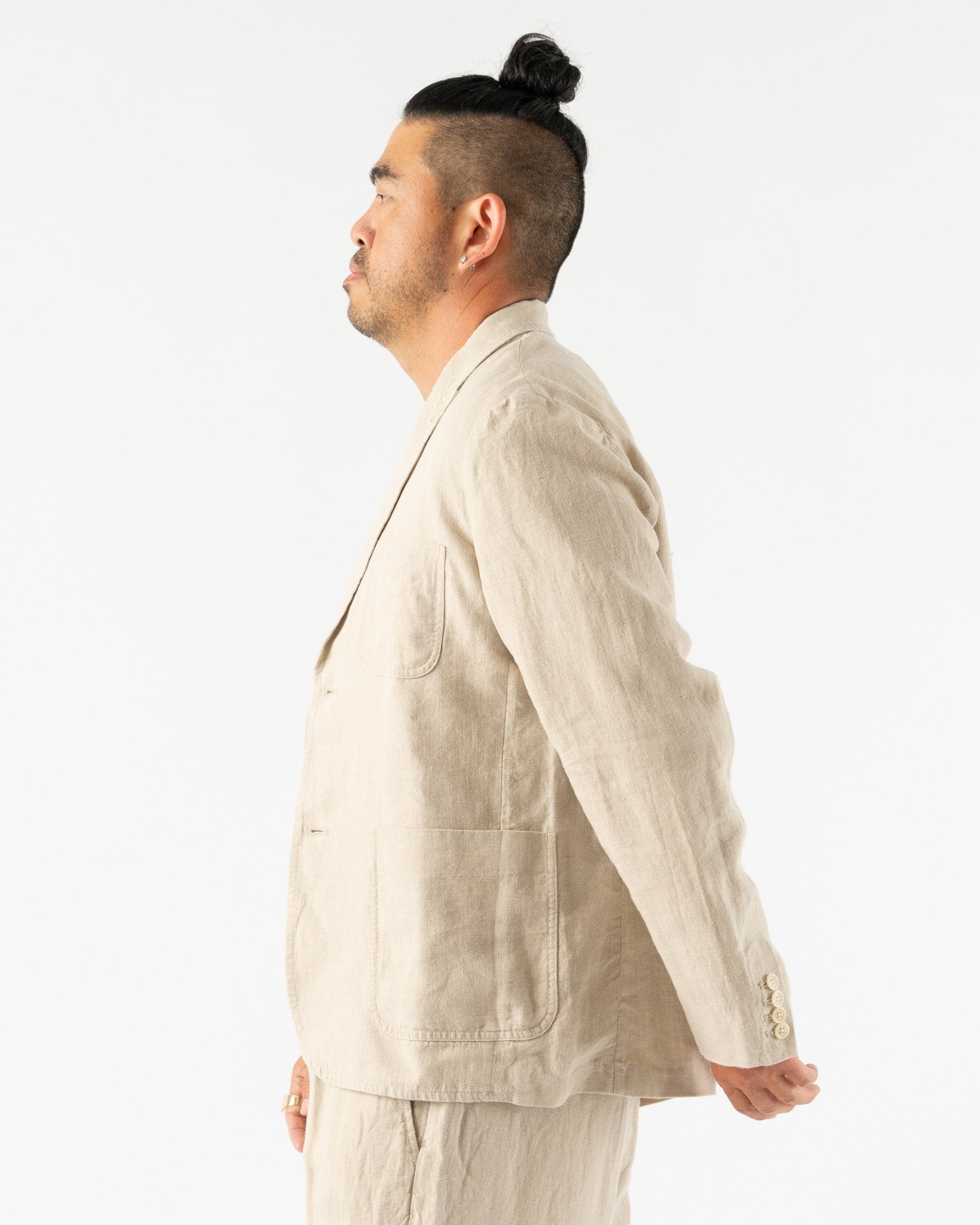 Alex-Mill-Mercer-Blazer-in-Linen-Flax-Santa-Barbara-Boutique-Jake-and-Jones-Sustainable-Fashion