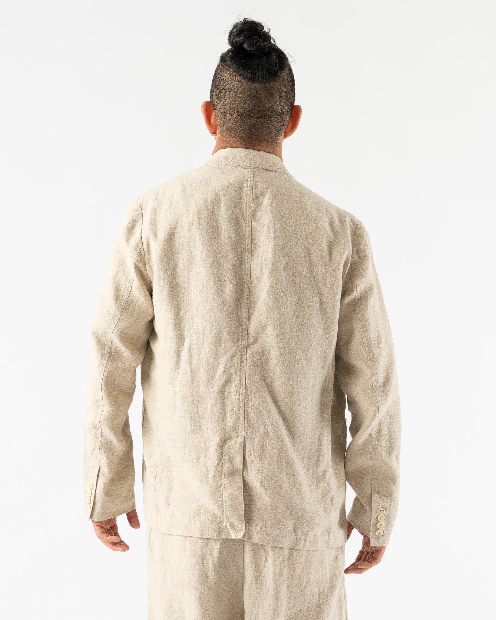 Alex-Mill-Mercer-Blazer-in-Linen-Flax-Santa-Barbara-Boutique-Jake-and-Jones-Sustainable-Fashion