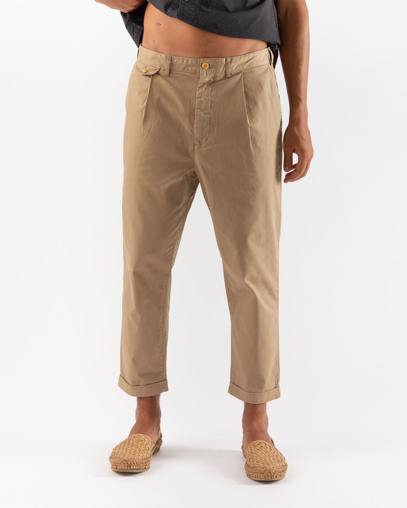 alex-mill-pleated-chino-in-vintage-khaki-mfw22-jake-and-jones-a-santa-barbara-boutique-curated-slow-fashion