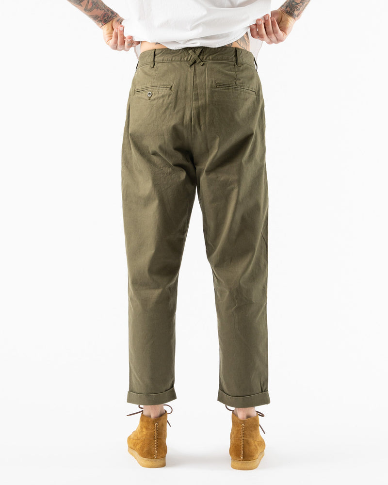 alex-mill-standard-pleated-pant-in-military-olive-mss23-jake-and-jones-a-santa-barbara-boutique