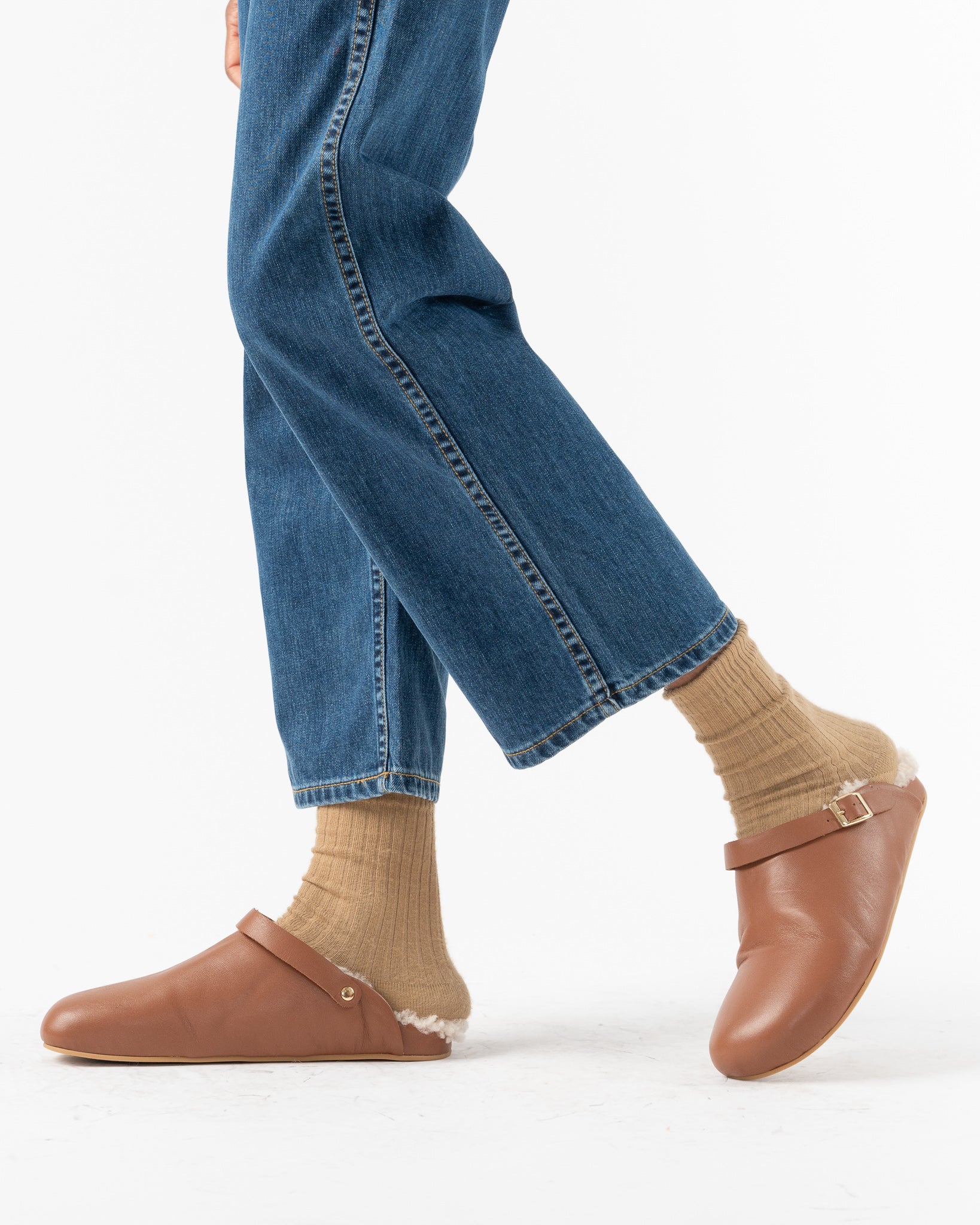 Beatrice Valenzuela Clog with Shearling in Umber