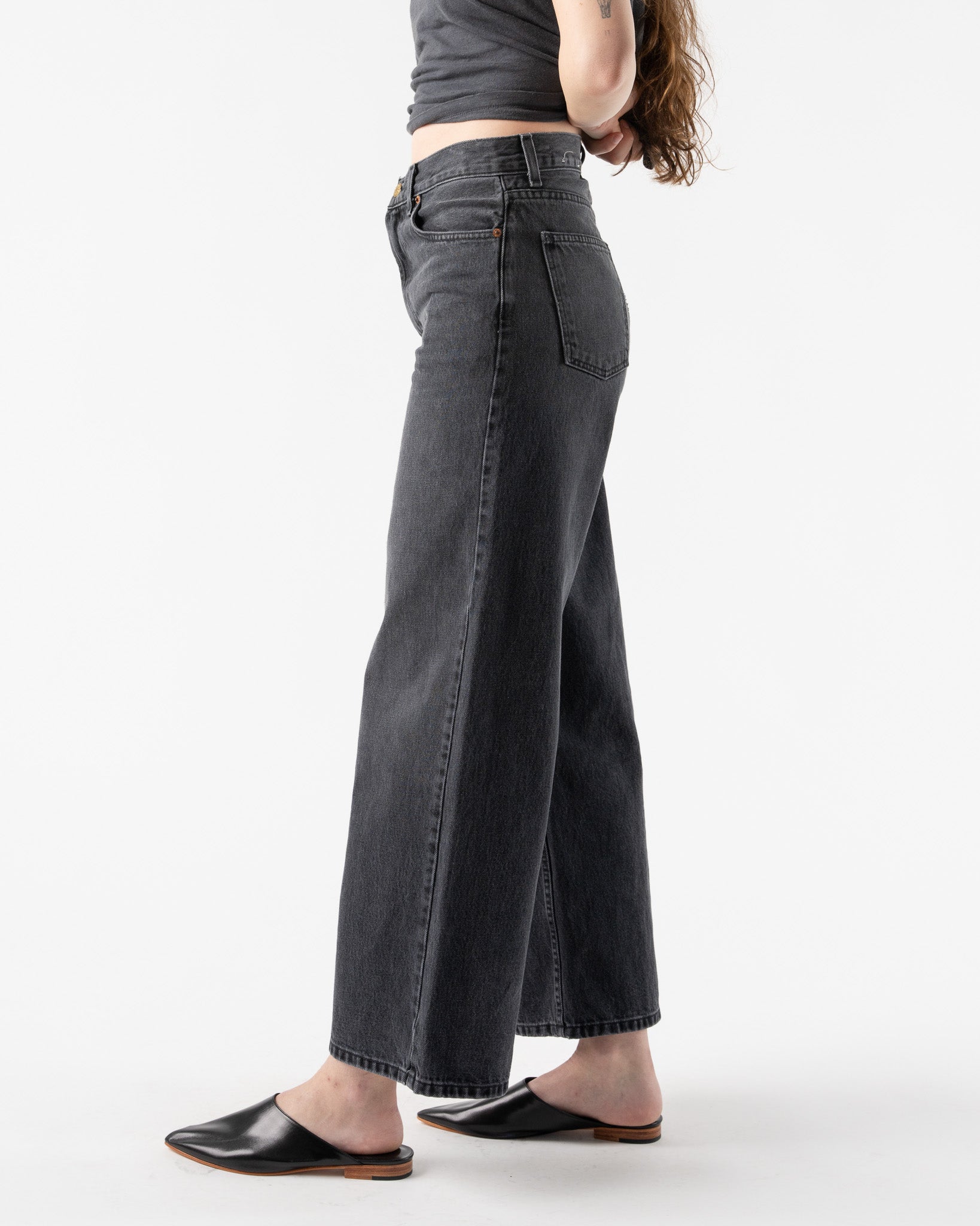 B Sides Elissa Jean in Stil Black at Santa Barbara Boutique
