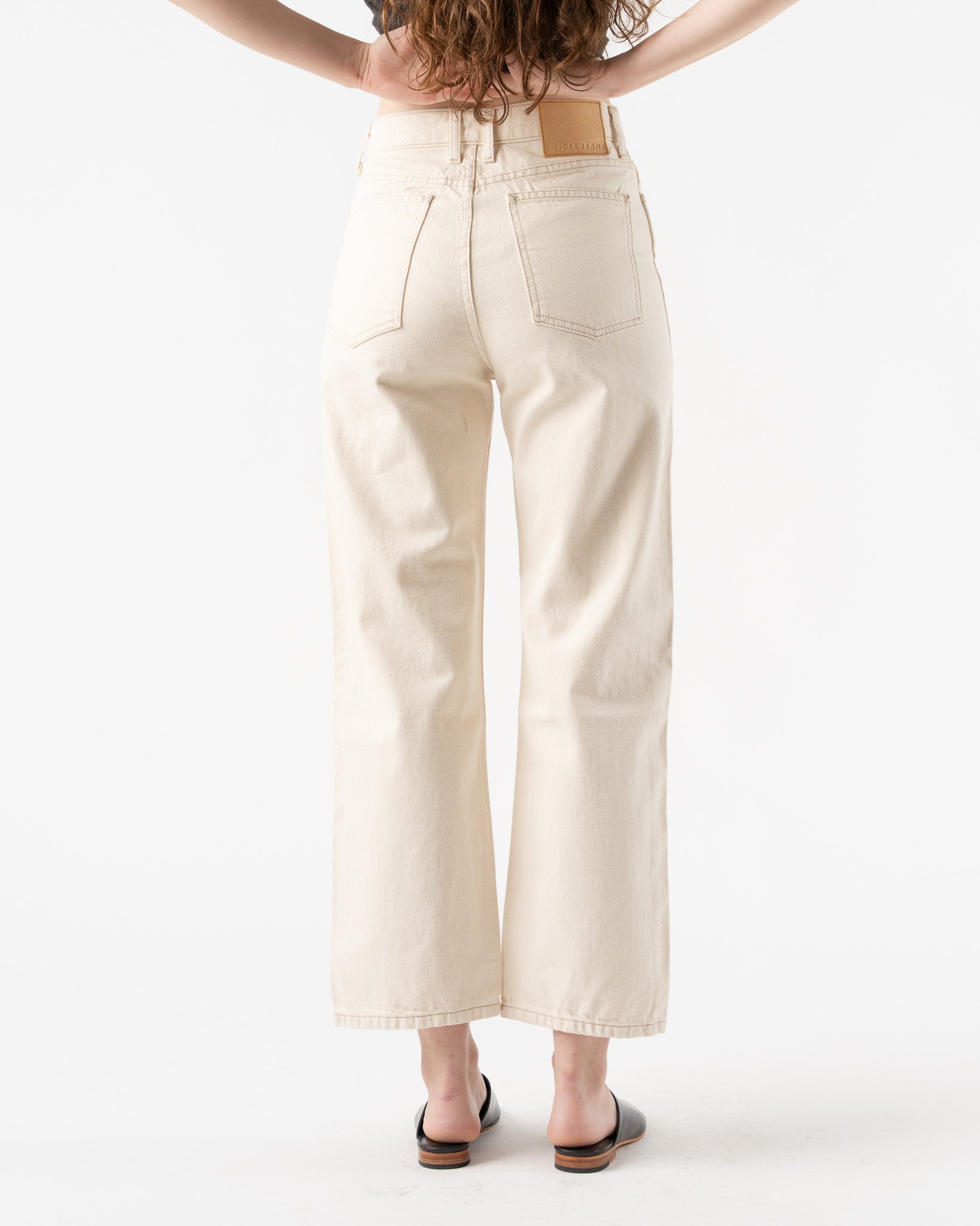 bsides-plein-high-straight-in-clair-Santa-Barbara-Boutique-Jake-and-Jones-Slow-Fashion