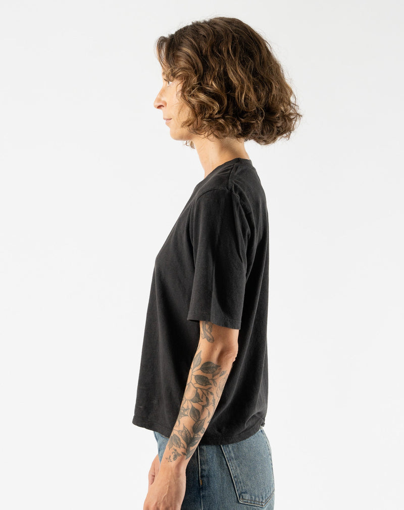 Jungmaven-Silverlake-Cropped-Tee-in-Black-Santa-Barbara-Boutique-Jake-and-Jones-Sustainable-Fashion