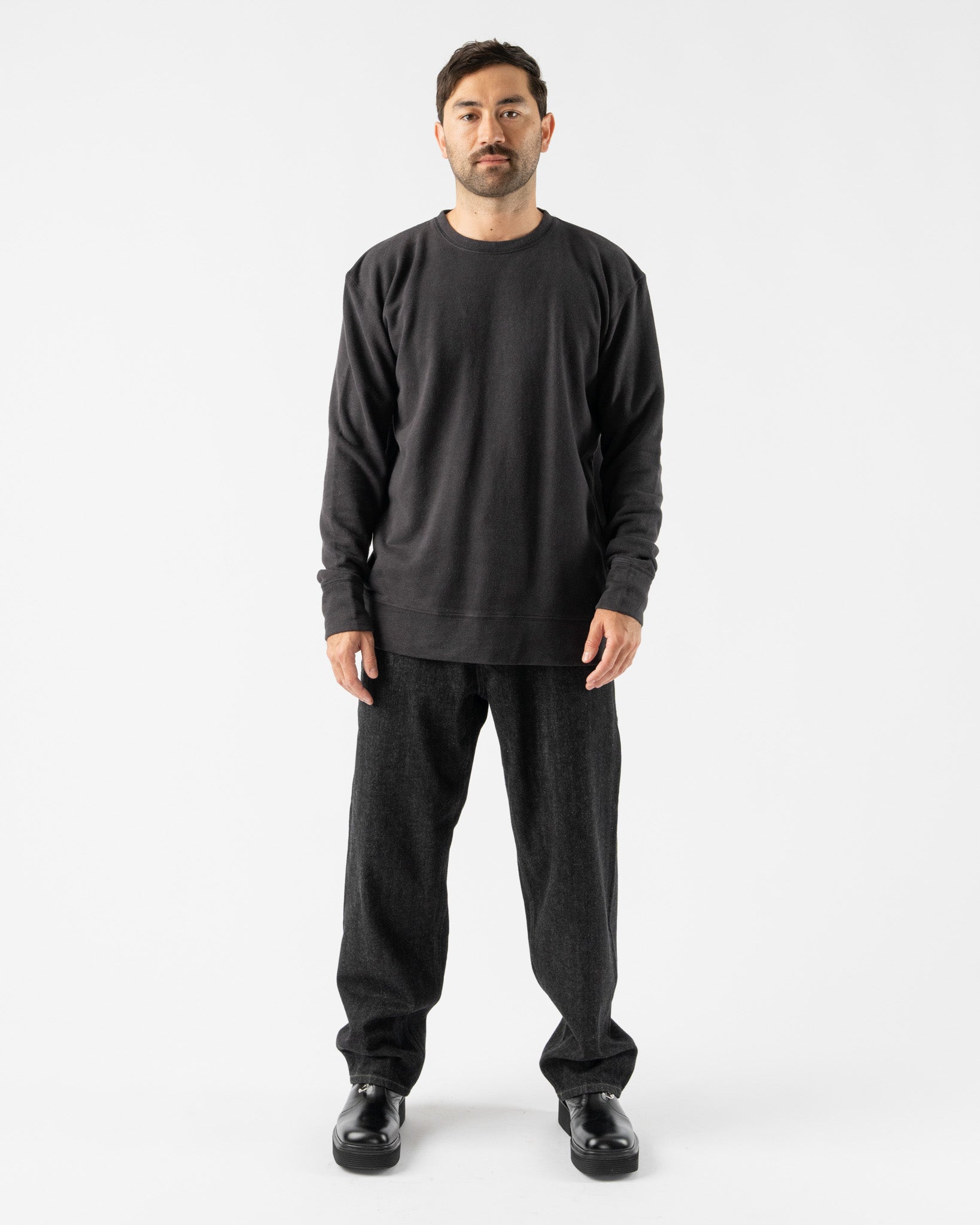 Jungmaven-Tahoe-Sweatshirt-in-Black-Santa-Barbara-Boutique-Jake-and-Jones-Sustainable-Fashion