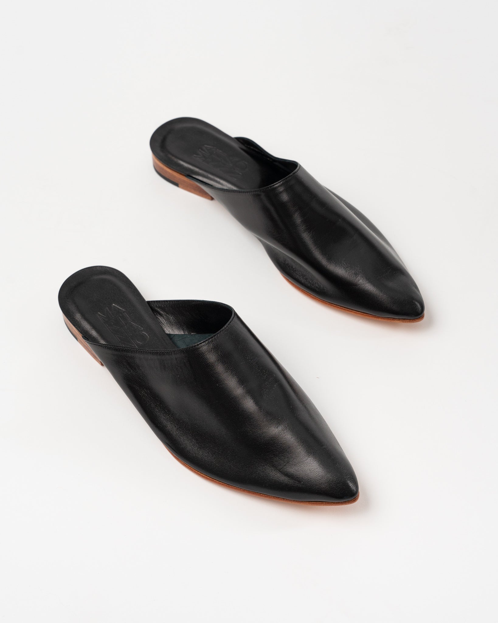 martiniano-babu-in-black-ps23-jake-and-jones-a-santa-barbara-boutique