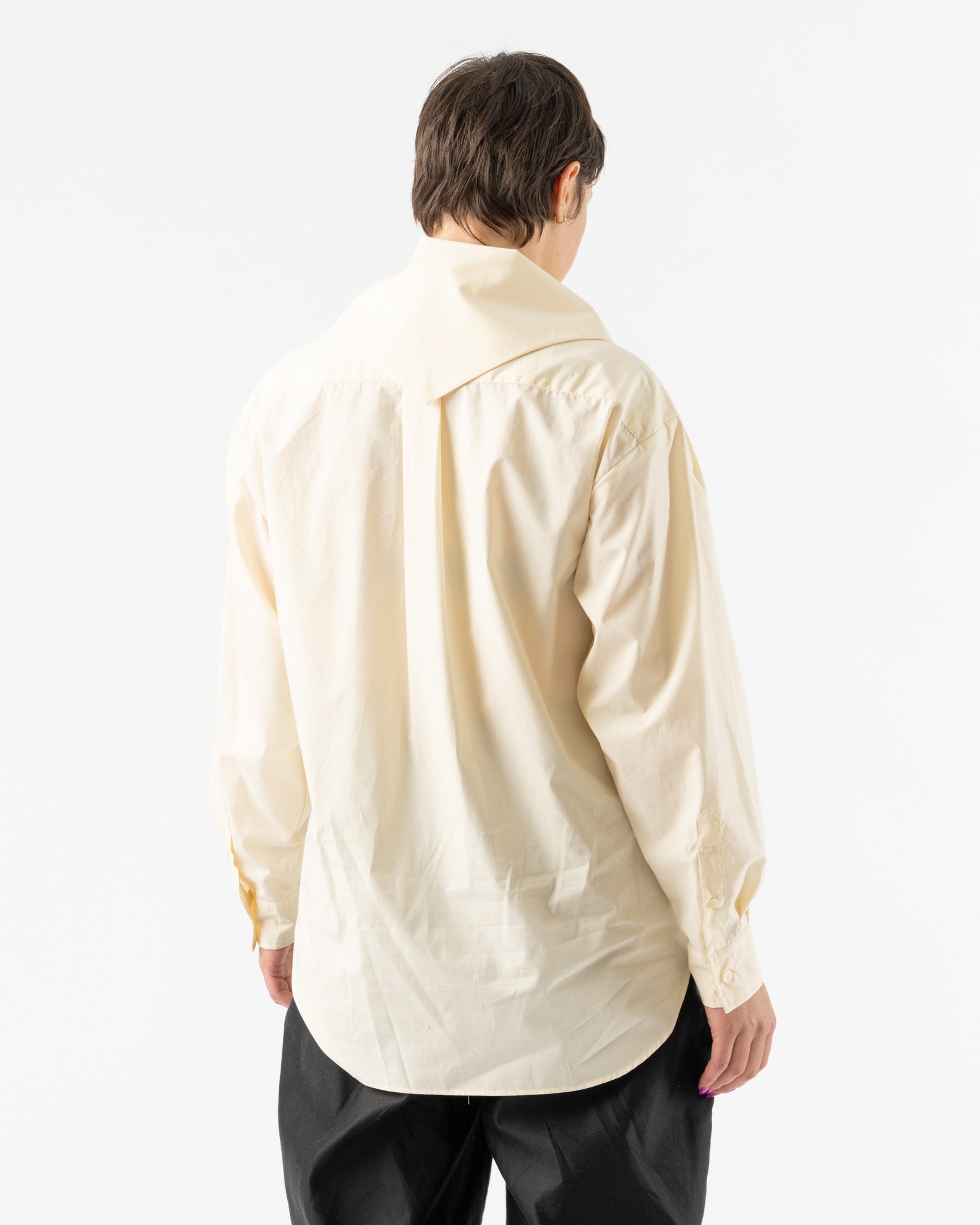 nicholson-&-nicholson-Unison-Poplin-Shirt-in-Yellow-Santa-Barbara-Boutique-Jake-and-Jones-Sustainable-Fashion