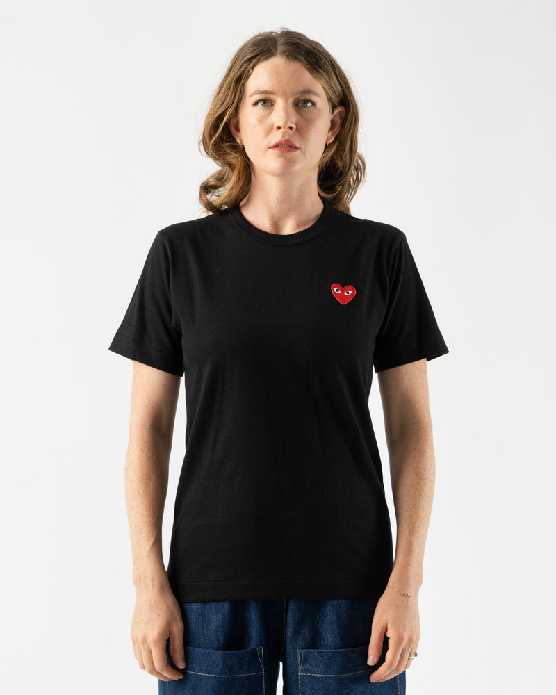 Play-COMME-des-GARÇONS-Play-T-Shirt-with-Red-Heart-in-Black-Santa-Barbara-Boutique-Jake-and-Jones-Sustainable-Fashion