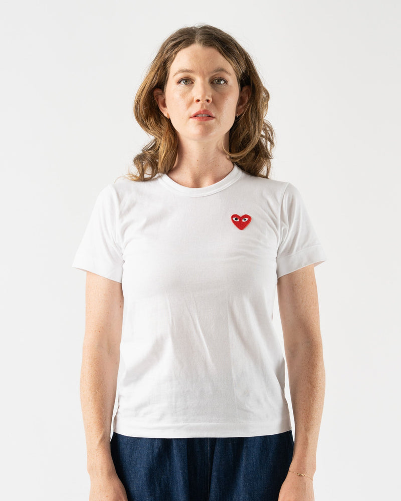 Play-COMME-des-GARÇONS-Play-T-Shirt-with-Red-Heart-in-White-Santa-Barbara-Boutique-Jake-and-Jones-Sustainable-Fashion