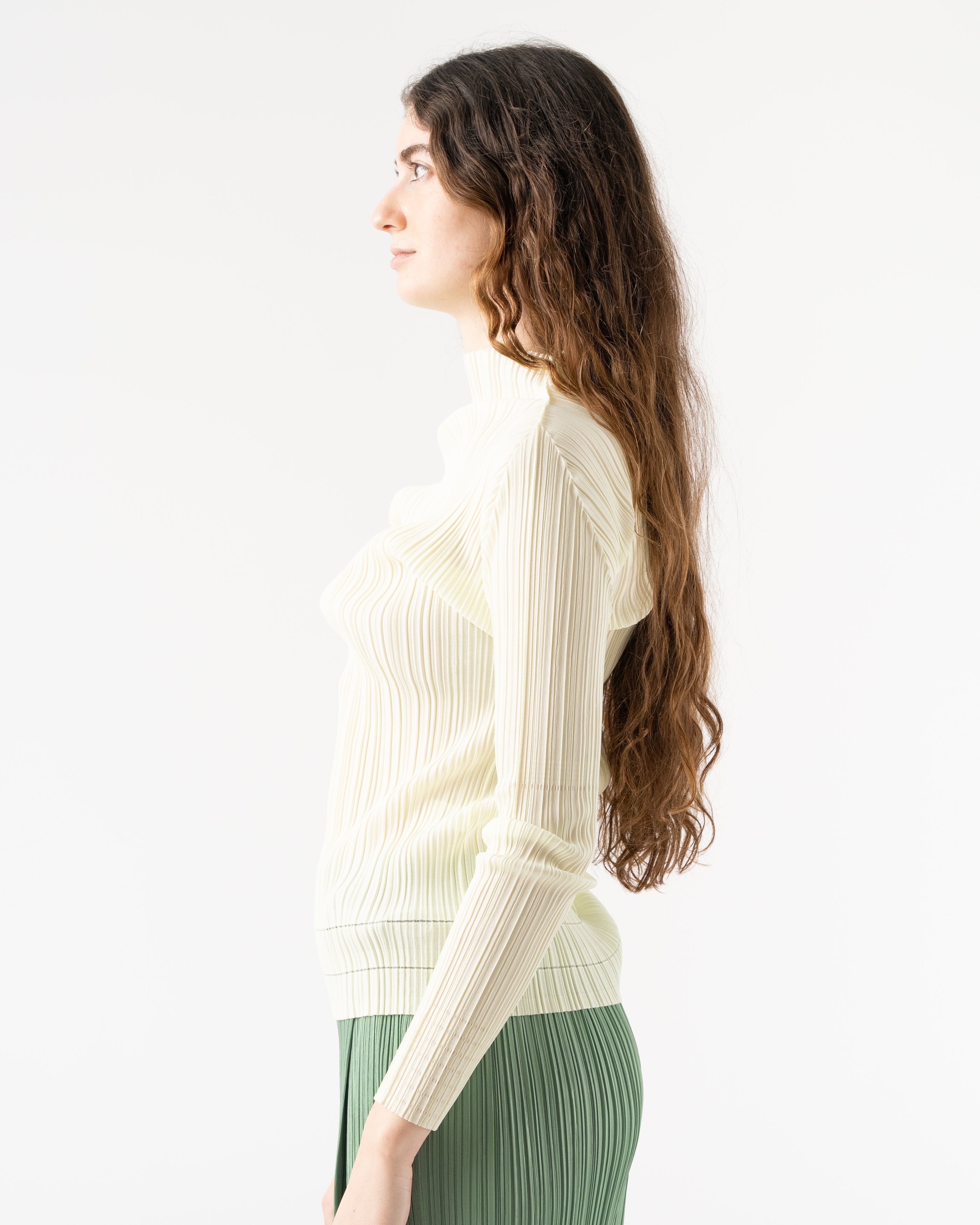 pleats-please-by-issey-miyake-soft-pleats-in-pale-green-jake-and-jones-a-santa-barbara-boutique-curated-slow-fashion