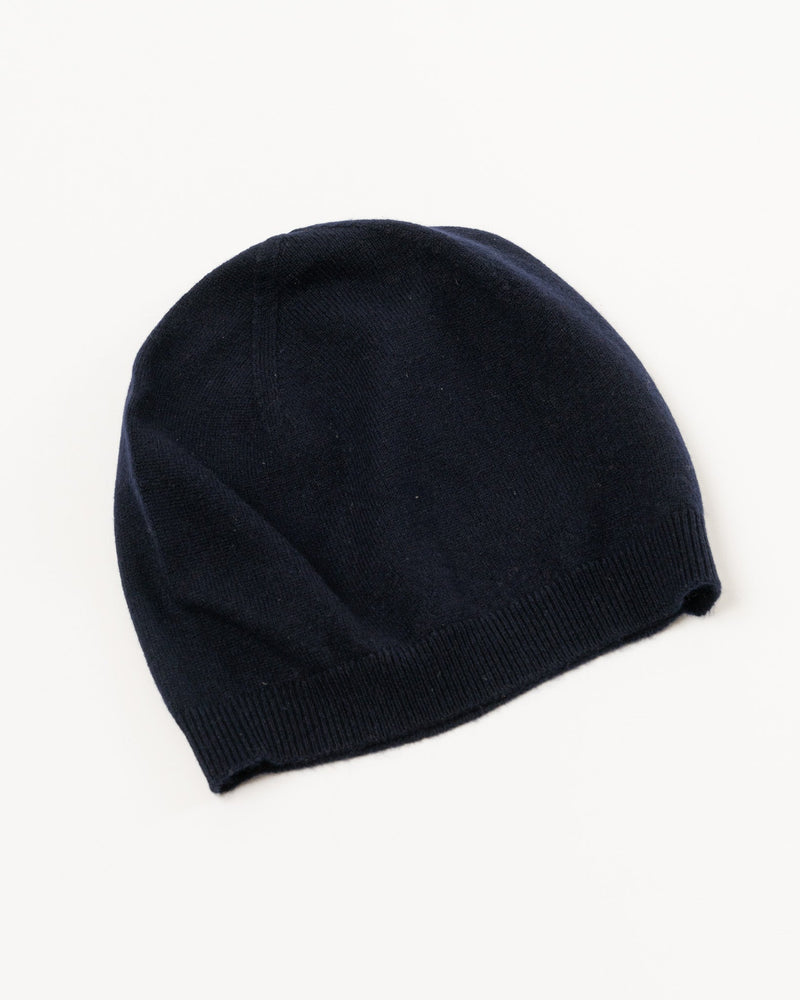 Sofie-DHoore-Archie-Wool-Cashmere-Beanie-in-Midnight-Santa-Barbara-Boutique-Jake-and-Jones-Sustainable-Fashion