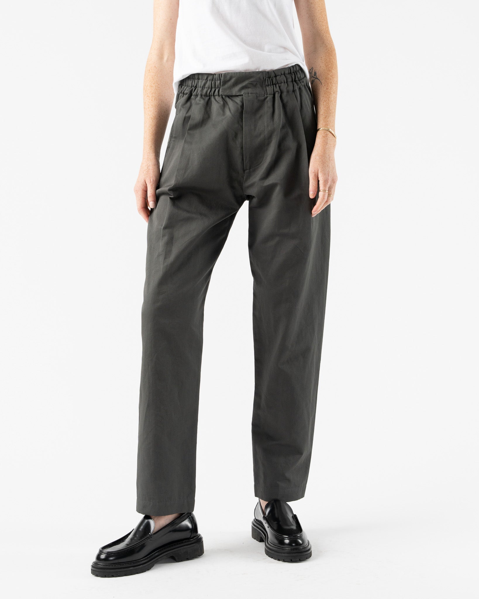too-good-signaller-trouser-in-kelp-ss23-jake-and-jones-a-santa-barbara-boutique