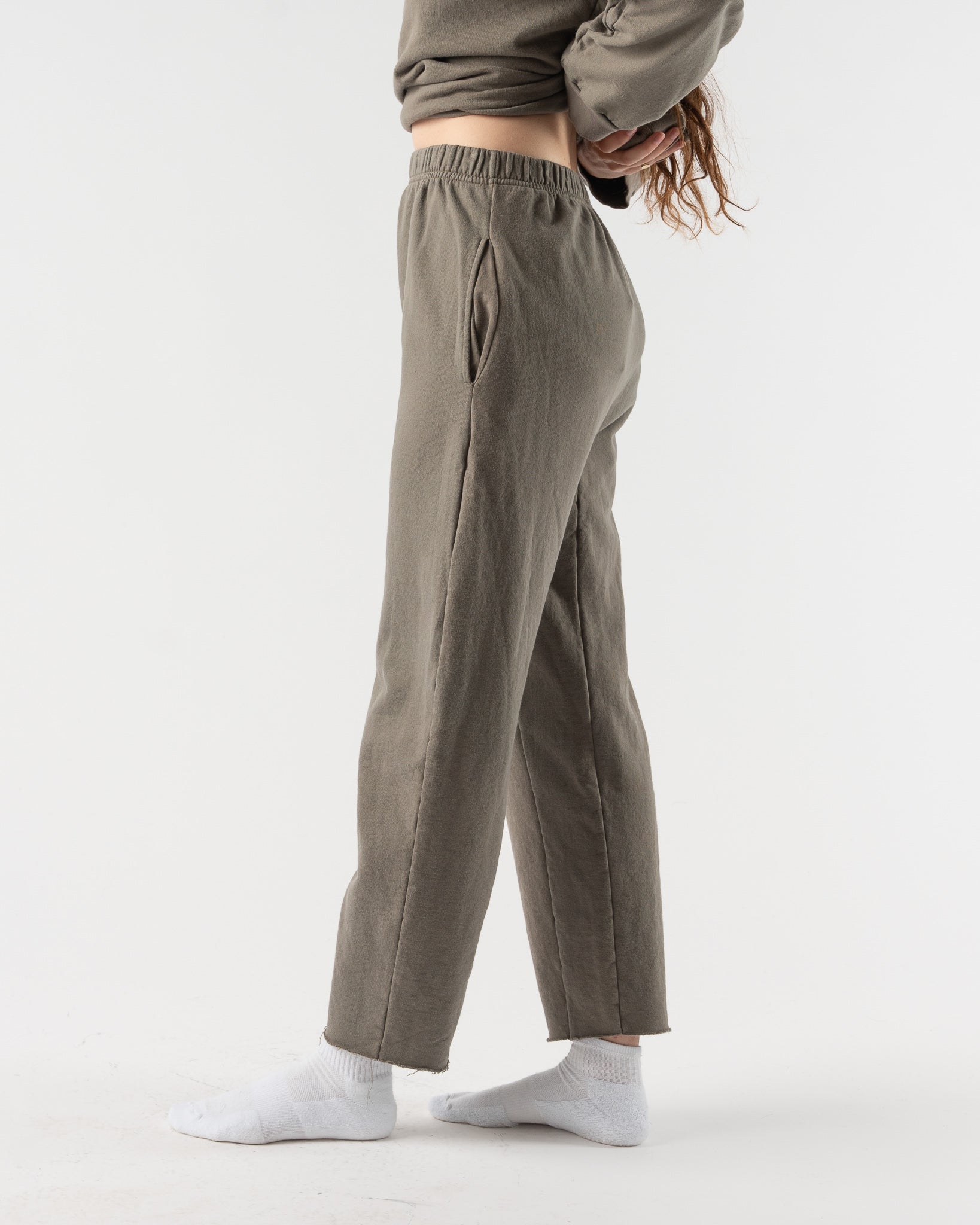 wol-hide-easy-sweatpant-in-fir-fw22-jake-and-jones-a-santa-barbara-boutique-curated-slow-fashion